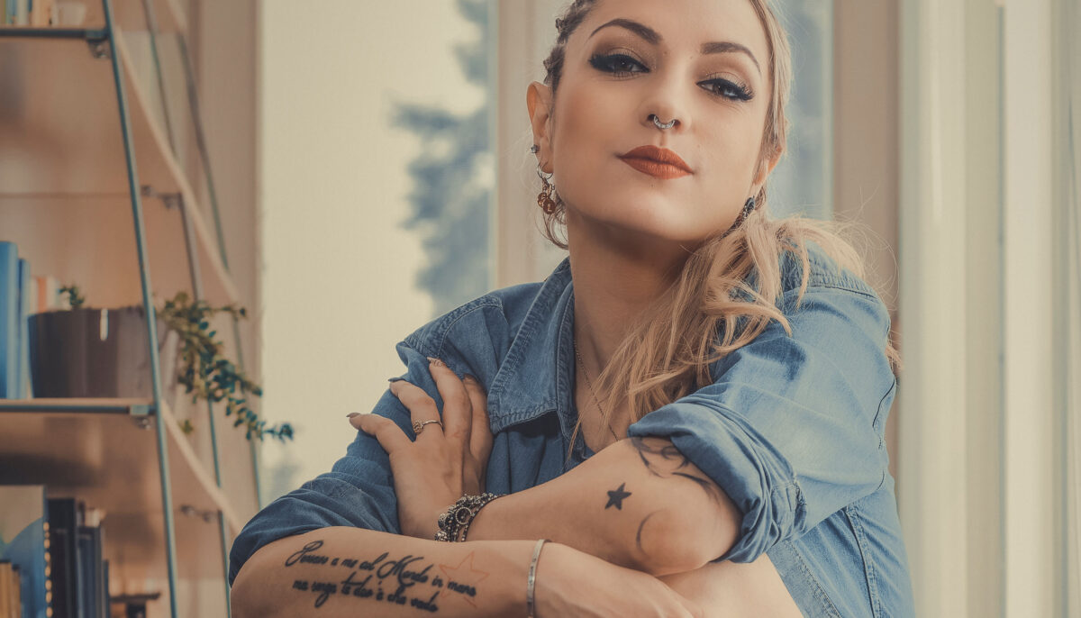 What is the healthiest way to remove tattoo?